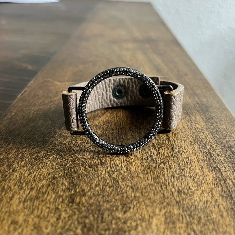 Brown Leather Circle Bracelet